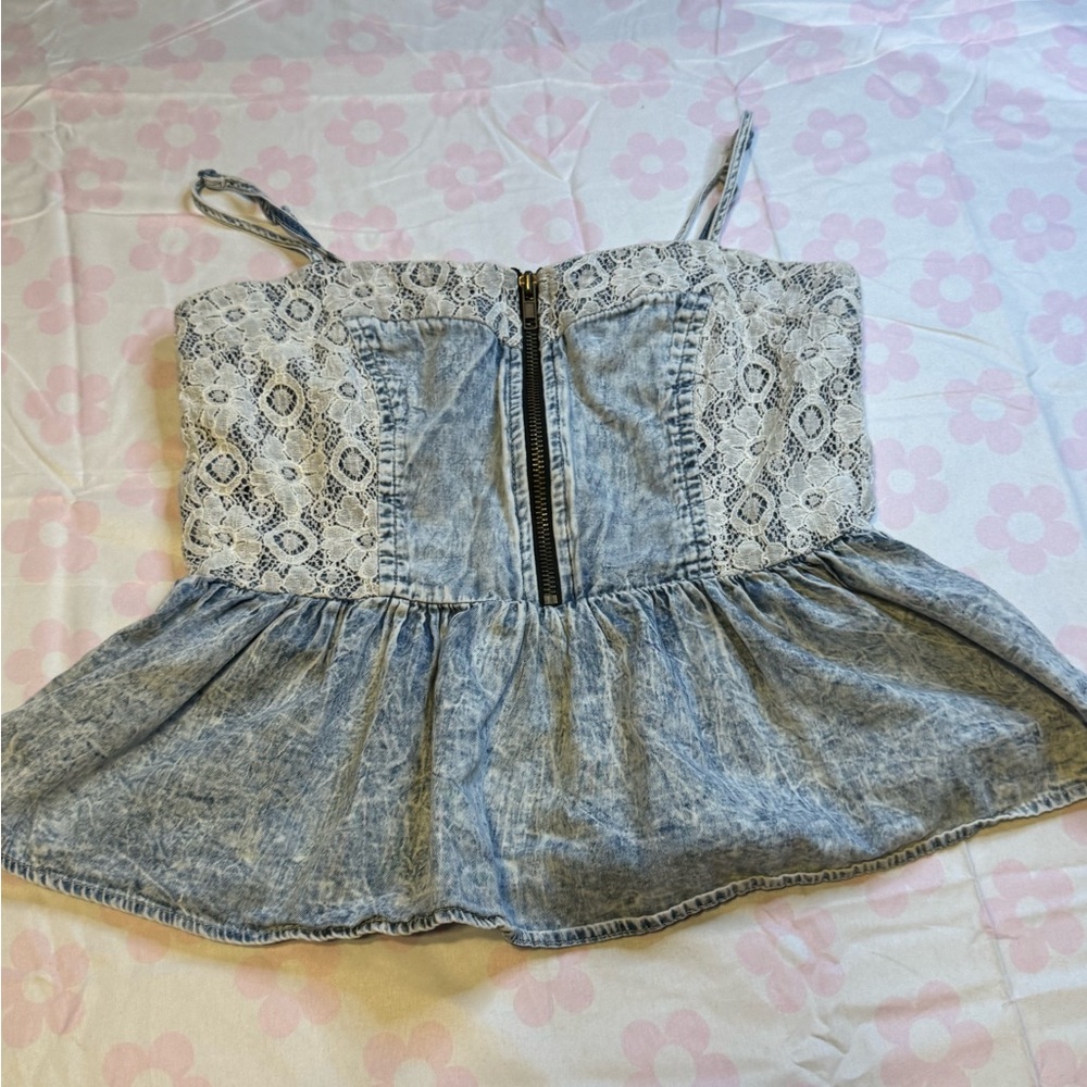 Denim Lace Peplum Zip-Front Cami Top - Light Wash Gray